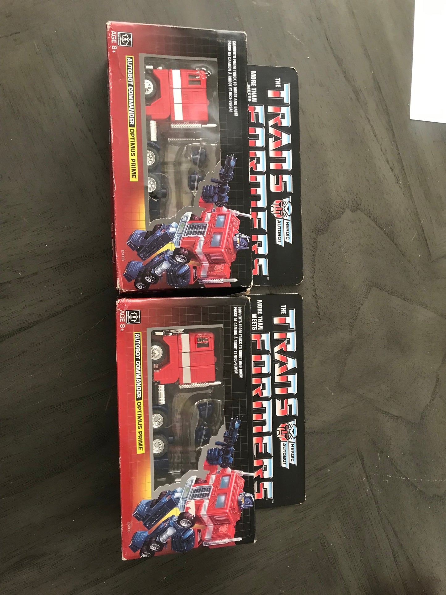 Transformers E5003 Vintage G1 Optimus Prime Collectible Figure/light damage to box from storage