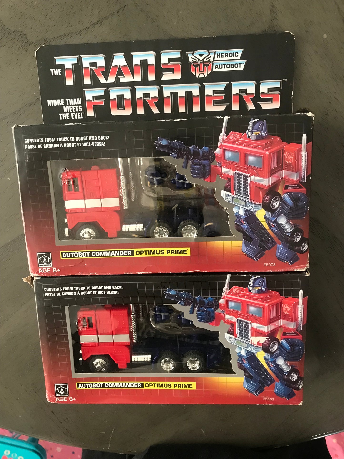 Transformers E5003 Vintage G1 Optimus Prime Collectible Figure/light damage to box from storage
